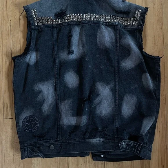 90’s inspired black denim dark battle vest with patches and studs. - Picture 2 of 5
